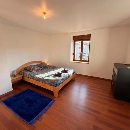 Air Hockey And Garden * Socourt